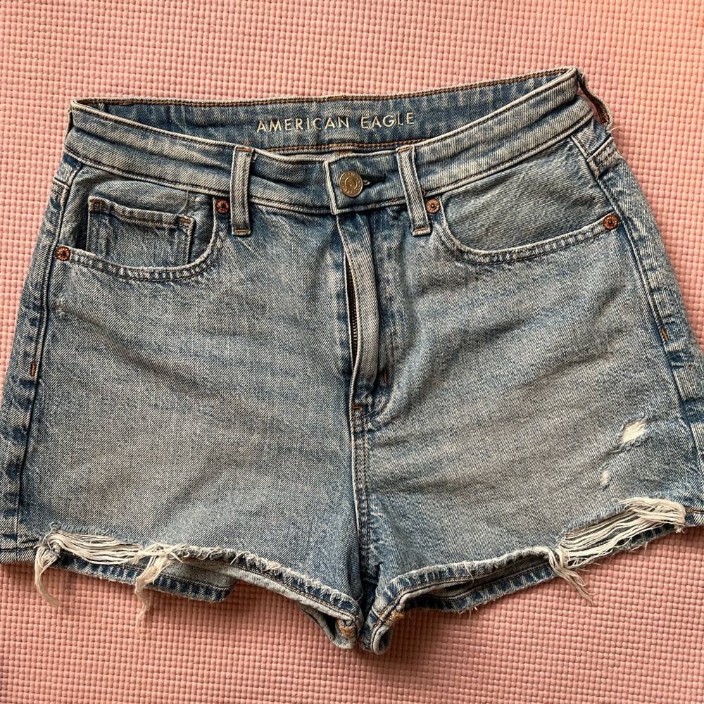American Eagle size 4 shorts